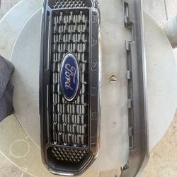 2019-2023 Ford Ranger grill and valance