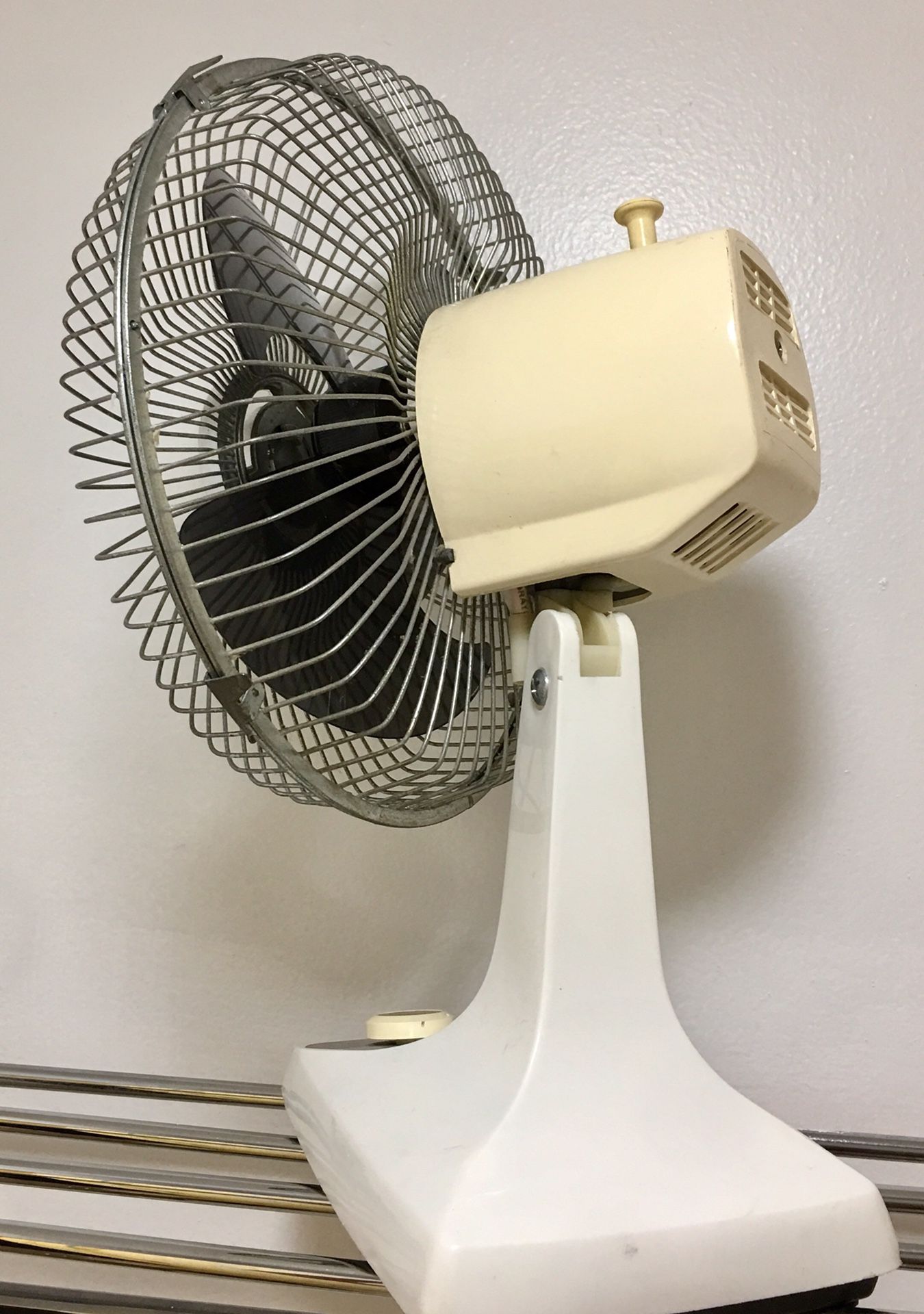 Vintage Panasonic oscillating fan for Sale in Portland, OR OfferUp