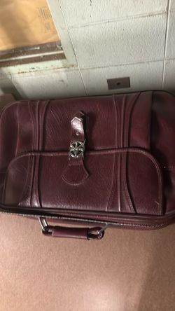 vintage burgundy American Touriste