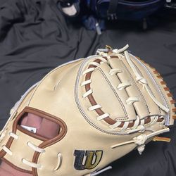 Wilson A2000 glove