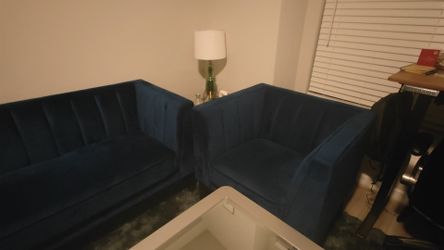 Excellent condition sofa set