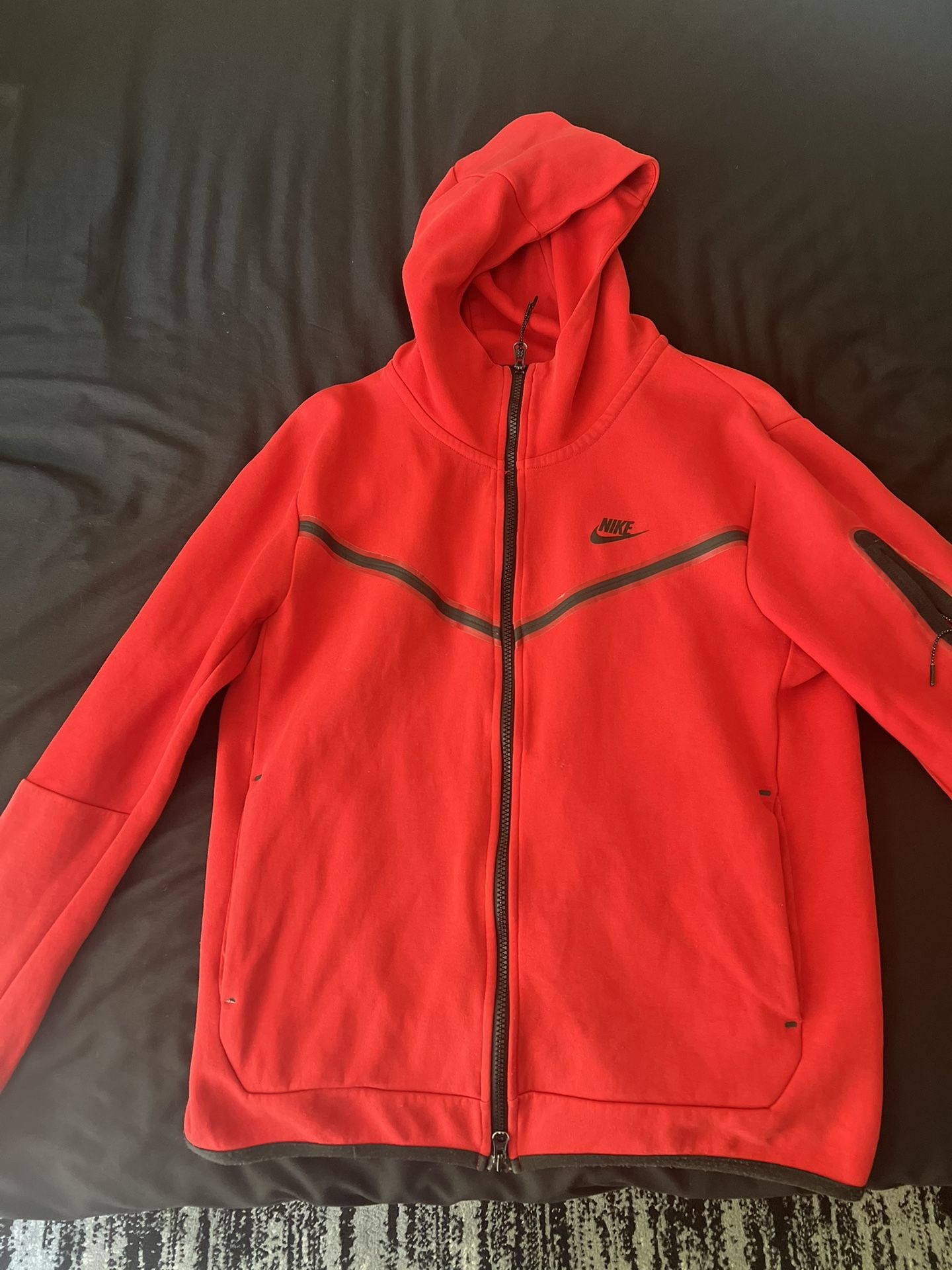 Red Nike Tech Fleece