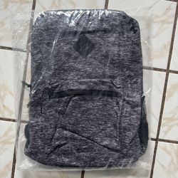 Eaglesport Classic 18" Backpack Jersey Grey - Padded straps and side pockets NEW