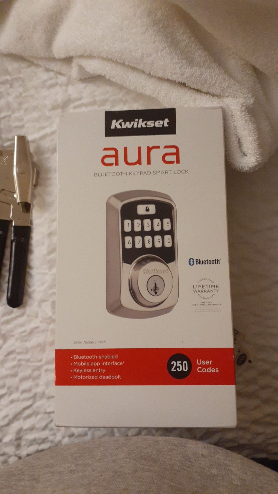 Aura bluethooth keypad smart lock