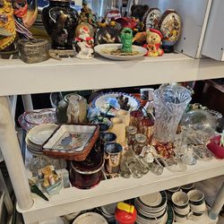 Vintage Treasures Items From 5 $ And Up