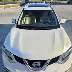 Nissan Rouge SV Awd. Pearl White.   Clean Title In Hand ✋️.       Hablo Español.  Se Vende Troca O Camioneta Muy Limpia Y Título Limpio En Mano. Reg.