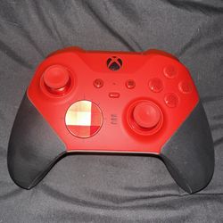 Microsoft - Elite Series 2 Core Wireless Controller for Xbox Series X, Xbox Series S, Xbox One, and Windows PCs - Red