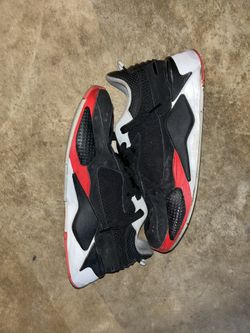 Red And Black Pumas