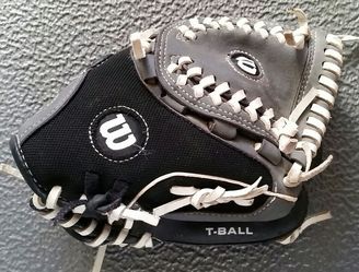 Tee Ball Glove