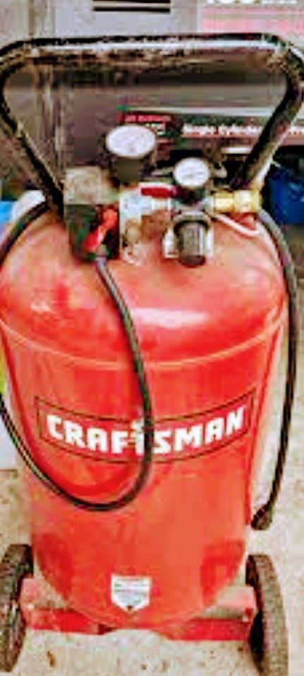 Craftsman 2 horsepower 33 gallon 150 PS.I.Air compressor