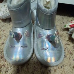 Gently Used Kids Iridescent Unicorn Boots