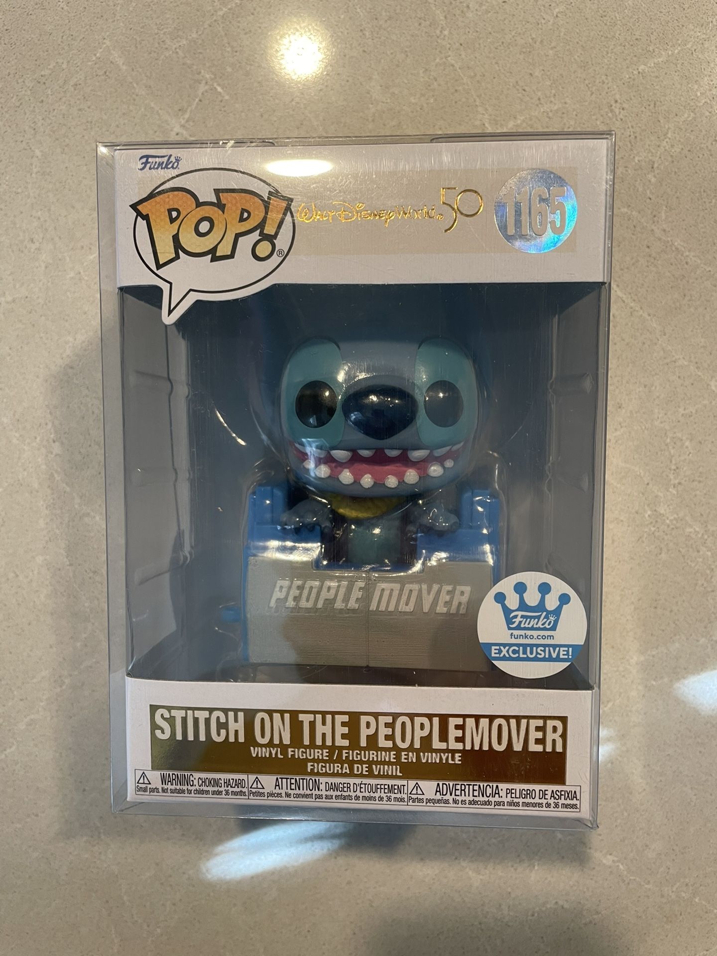 Stitch on Peoplemover Disney World Pop *MINT* Shop Exclusive Lilo Disney 1165 with protector