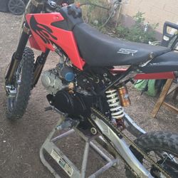140 Cc Lifan SSR PITBIKE