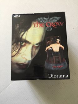 The Crow Transforming Mirror Diorama by NECA