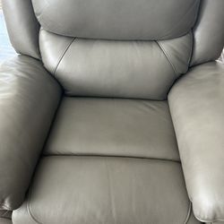 EASTVALE:Gray Leather recliner Chair