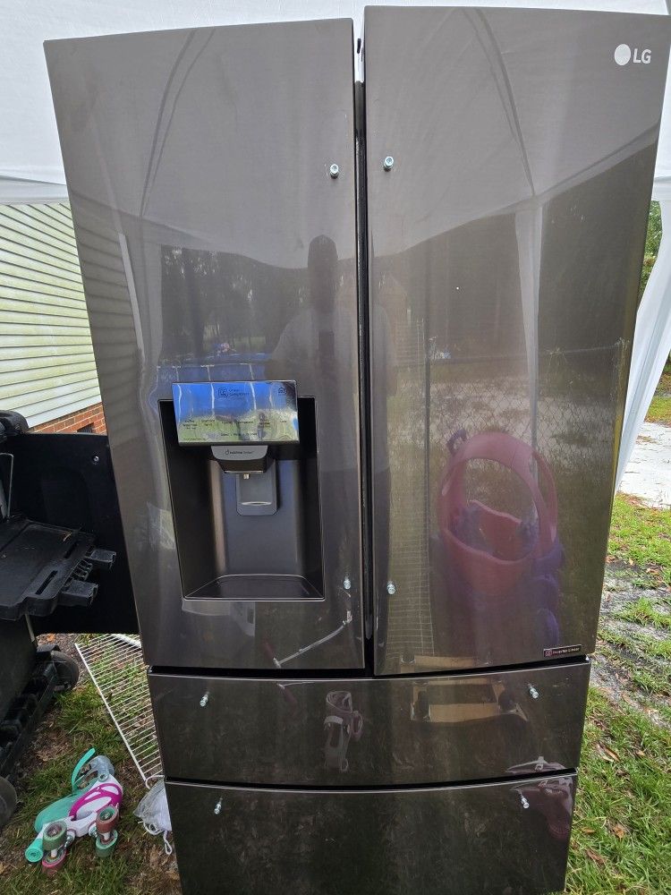 French Door REFRIGERATOR