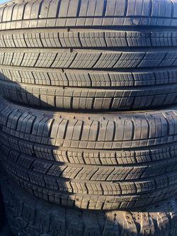 2.   265/60/18.    Michelin  80%