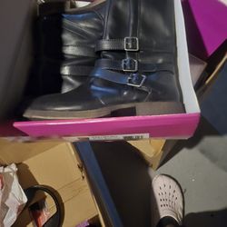 Rampage Boots Size 10