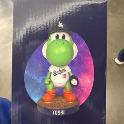Yoshi Dodgers bobblehead