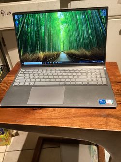 Dell Inspiron 15 fully wiped 32Gb
