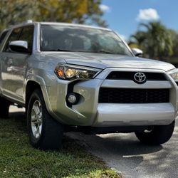 TOYOTA 4RUNNER 2018 SR5