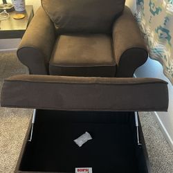 Corner Chair And Ottoman 