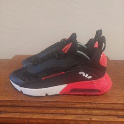 Nike Air Max 2090 Infrared Duck Camo Athletic Shoes 
Men's Size 10.5