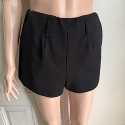 Women’s haute monde causal shorts size small