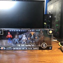 DISNEY - STAR WARS - STAR TOURS Boarding Party LIMITED TO 15,000