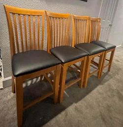Set De 4 Sillas Altas 24”