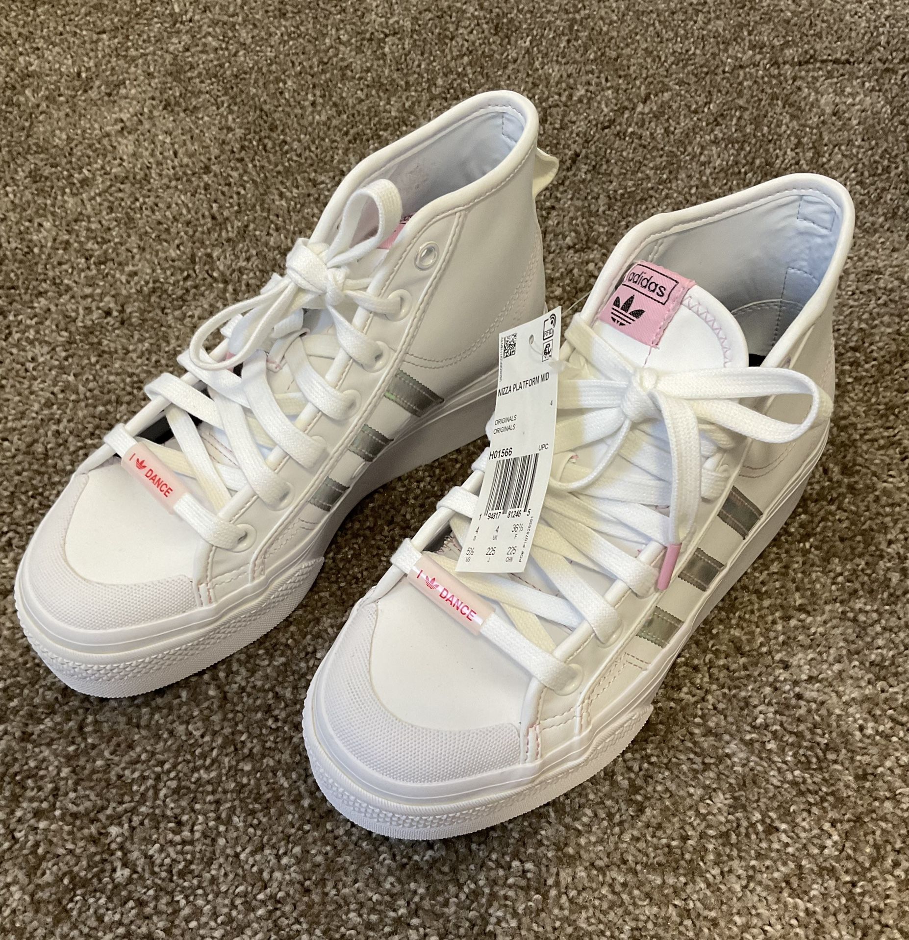 Nwt Adidas Nizza Women White Sneakers Mid Platform Size 5.5