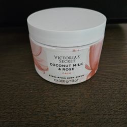 New VS Exfoliation Body Scrub