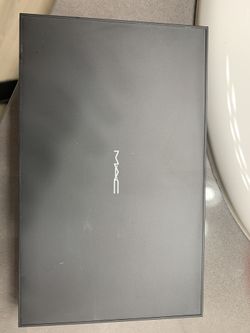 Mac eyeshadow palette