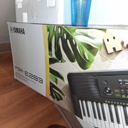 YAMAHA KEYBOARD PSR-E283