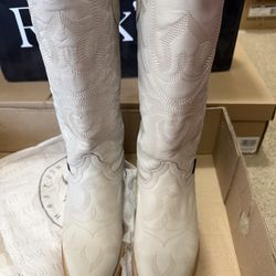 Ivory cowgirl boots