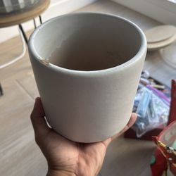 Plant pot
