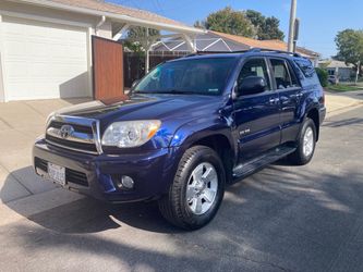 Toyota 4Runner SR5 4WD SUV
