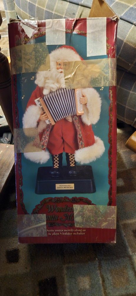 Christmas Fantasy Wonderland Santa Musician Accordion Player Animated Music 1999