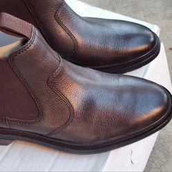 New Clark's Collection Boots. Size 9