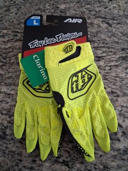 Troylee designs youth L