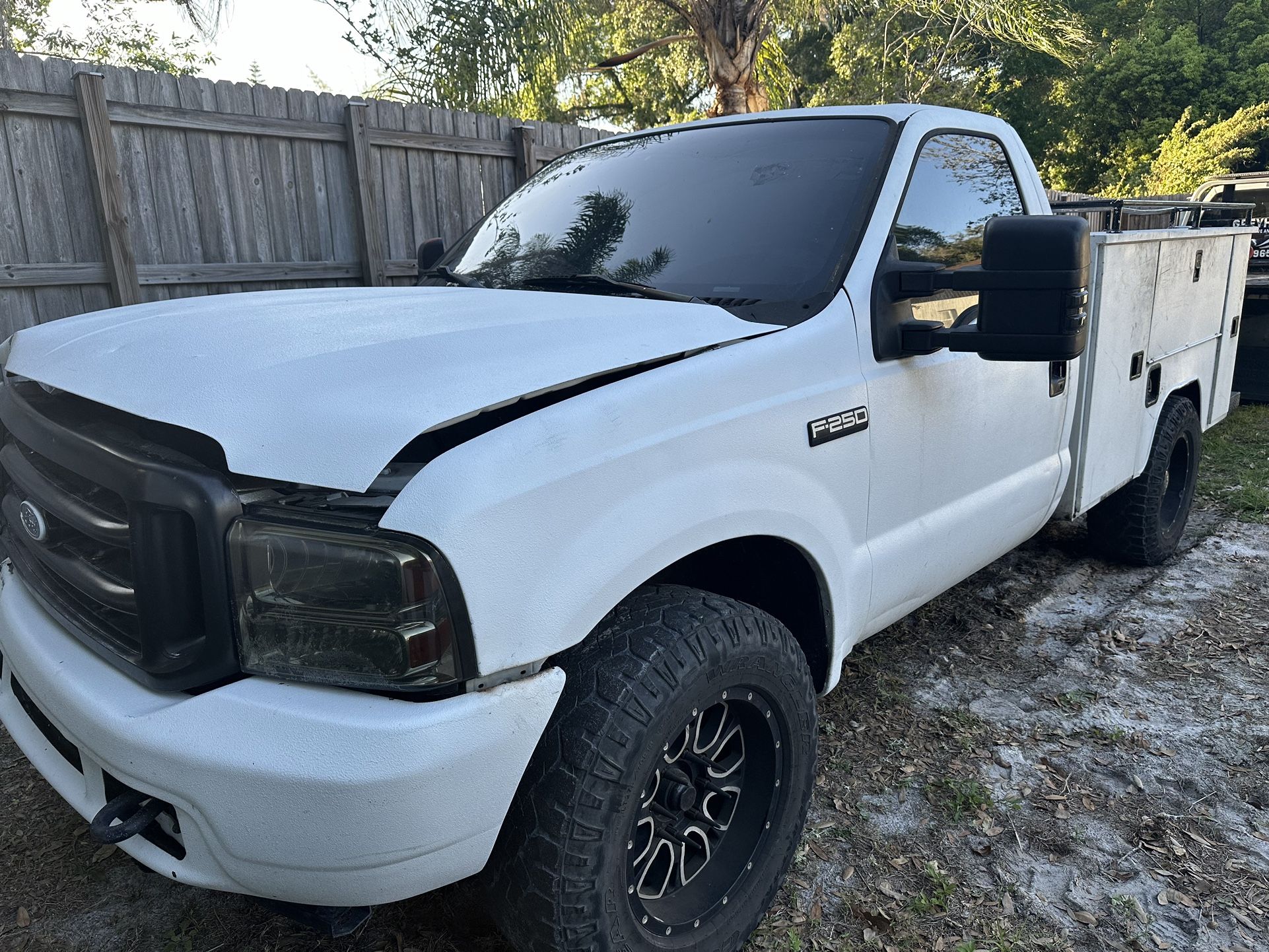 2002 Ford F250 Utility Parts (parting out)