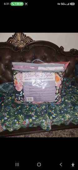 Studio Style Twin XL 8-Piece Comforter Set