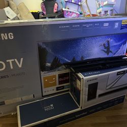 Samsung TV + Soundbar + Wall mount 