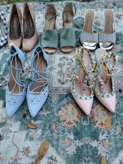 Lot of Women's  High Heel Shoes ( All are  Size 6 ) 60 bucks for all of them !!!