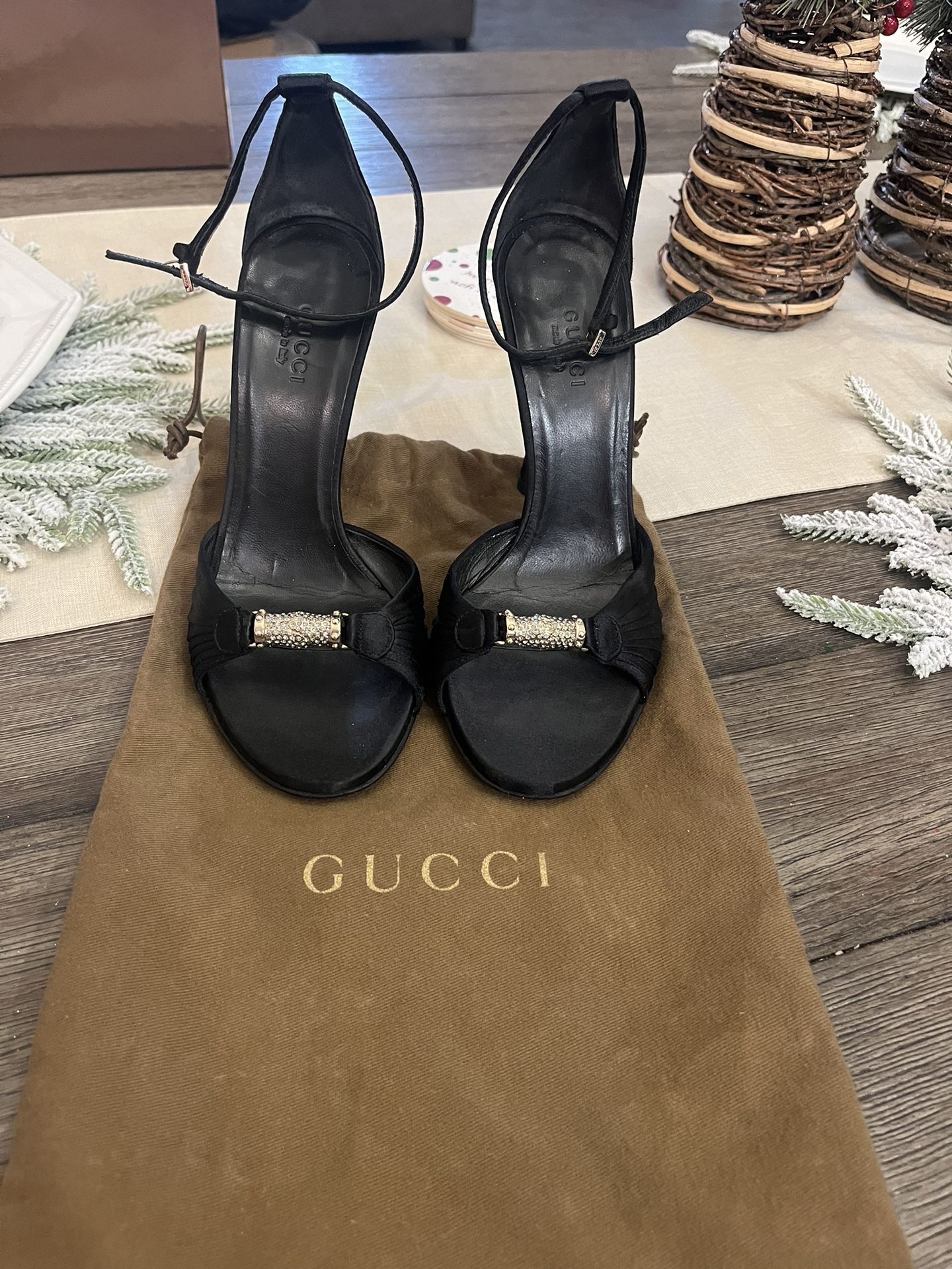 657863218d2a478187d8989bbc3647