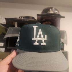 Los Angeles Fitted Hat 