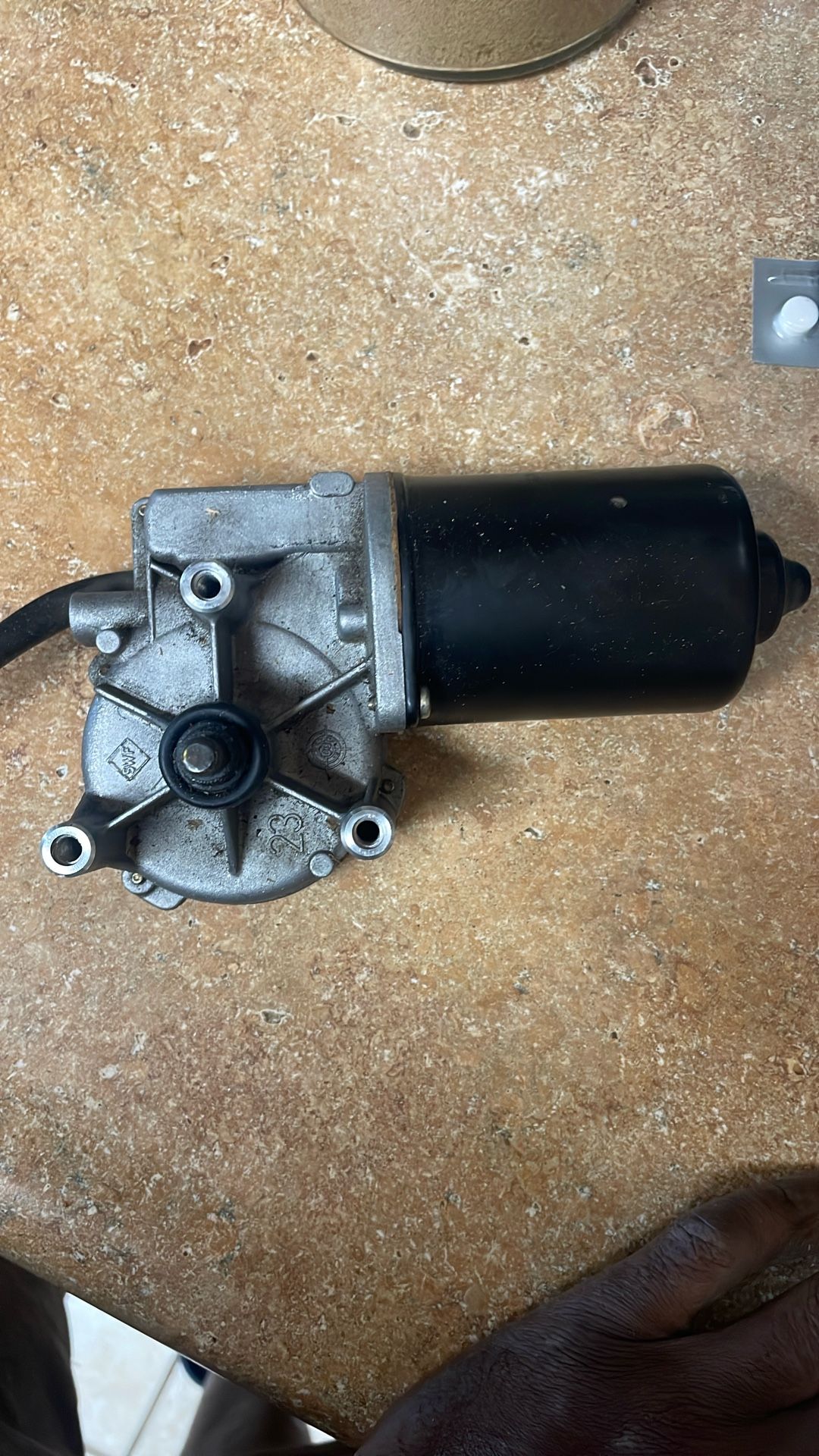 Windshield Wiper Motor