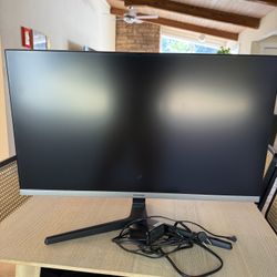 Samsung 28" ViewFinity UR55 4K UHD IPS HDR Monitor