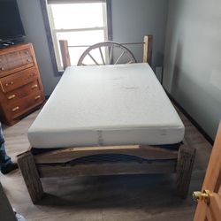 Custom Made From 1800 Wood Wagon Wheel Frame With Mattress