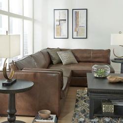 👋 SALE 👋 Brand New ~ Kiessel 2-piece Sectional | Arm Facing Sof a